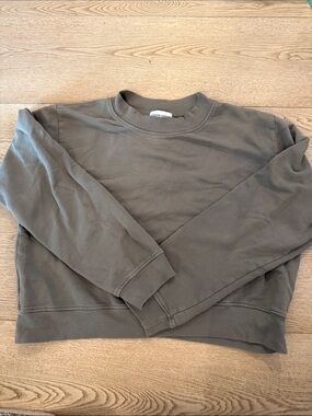 Cotton Citizen women’s cropped Crewneck Sweater in Olive Green